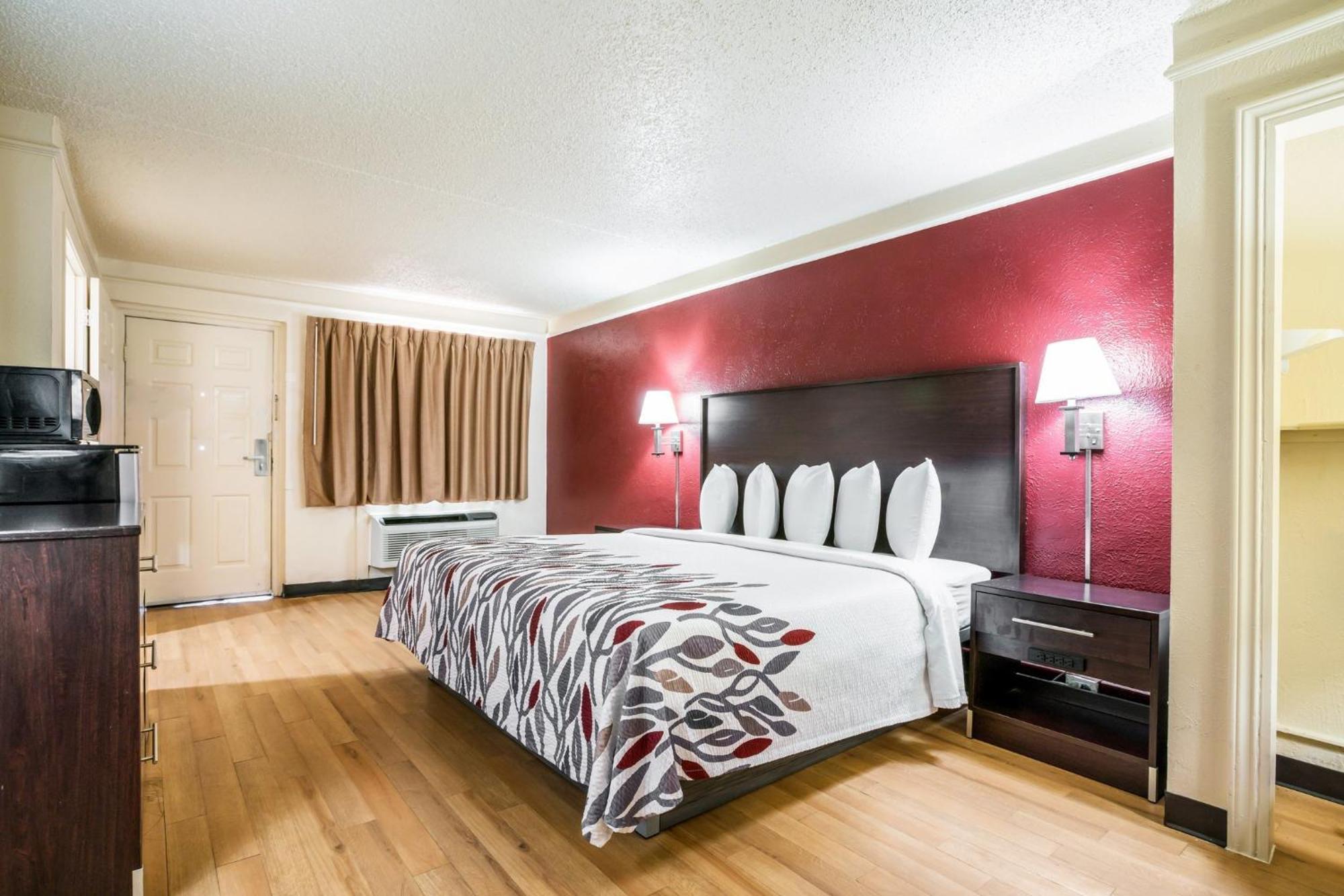 Red Roof Inn North Dallas - Park Central Eksteriør bilde
